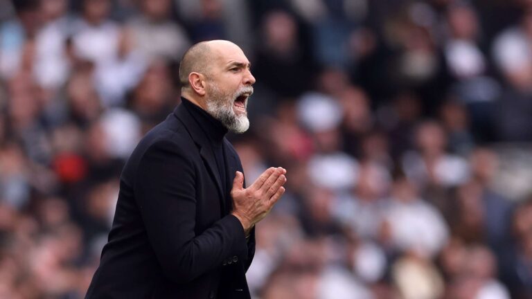 สเปอร์สจมลึกในสถานการณ์ตกชั้น หลังพ่ายฟอเรสต์ 0-3 อิกอร์ ทูดอร์พลาดสัมภาษณ์หลังเกม