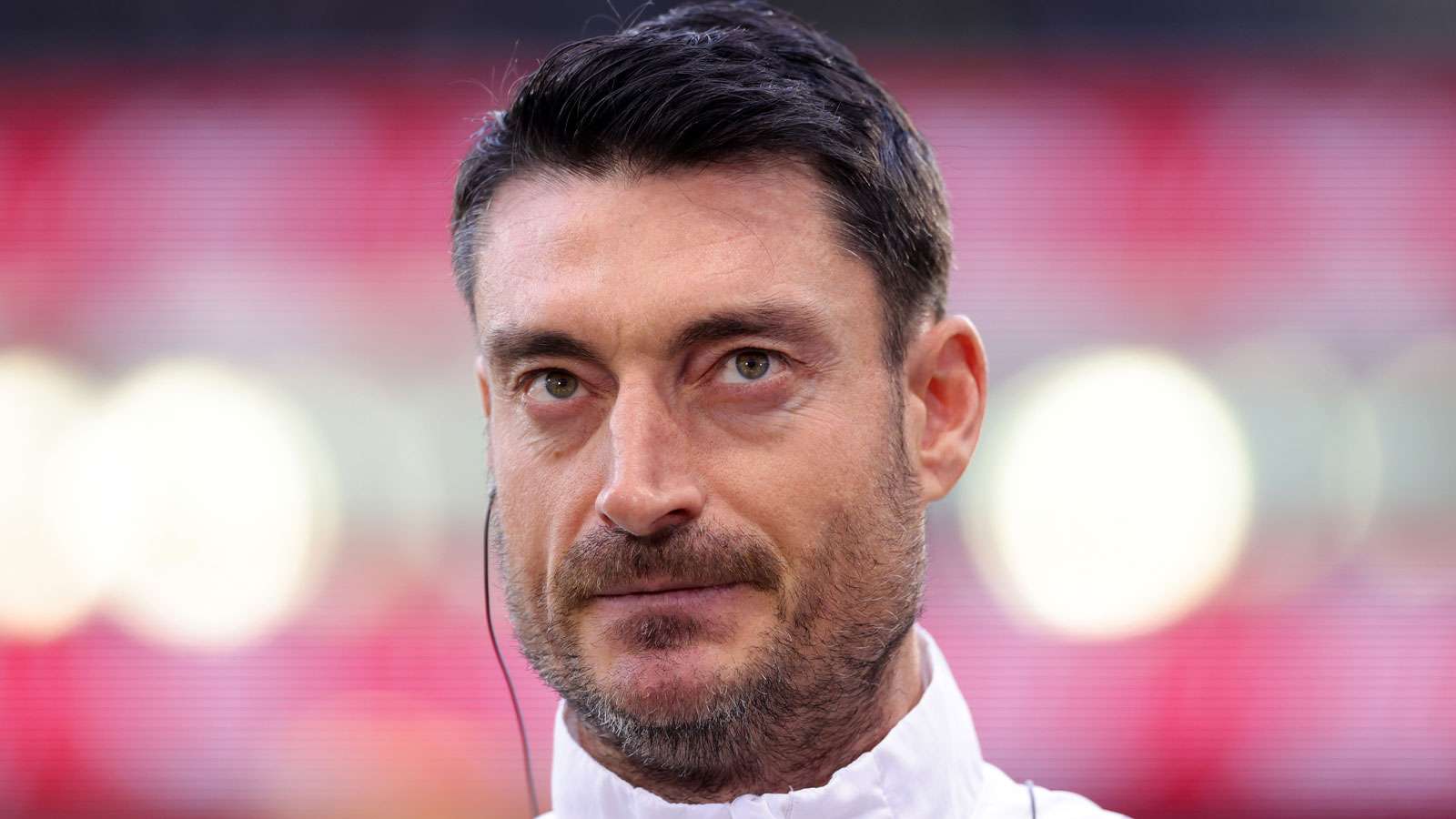 อัลเบร์ต รีร่า: เพียงสามชัยจากเจ็ดเกม กระทบความมั่นคงของอินททรัค แฟรงค์เฟิร์ต ในบุนเดสลีกา