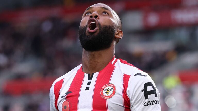 อิกอร์ ธิอาโก กองหน้าของเบรนท์ฟอร์ด เผยลำดับตำนานบราซิล พีเลคือกษัตริย์