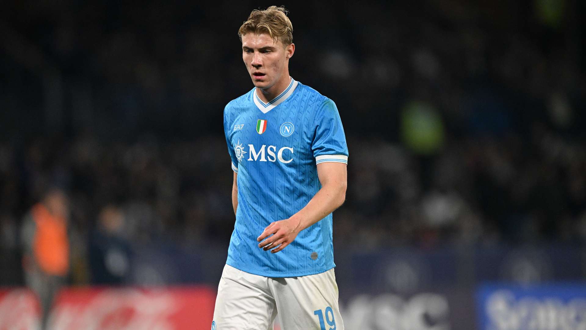 ราสมุส ฮอยลันด์ ฟื้นฟูฟอร์มที่นาโปลี เปิดใจถึงความสุขในการเล่นฟุตบอลและอนาคตในเซเรีย อา