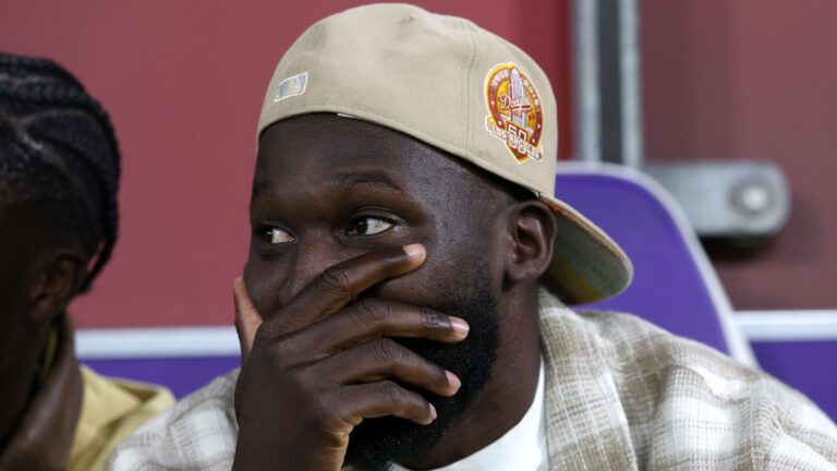 ลูคาคูถอนตัวจากทีมเบลเยียมก่อนอุ่นเครื่องกับสหรัฐอเมริกาและเม็กซิโก เน้นฟิตก่อนเวิลด์คัพ