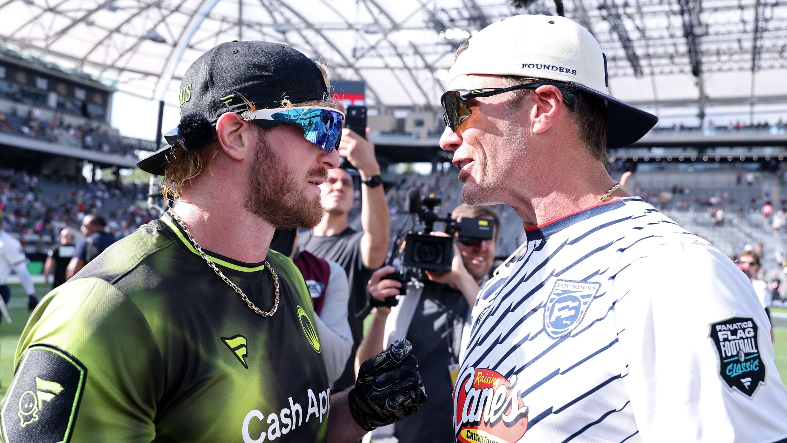 ทอม เบรดี เตรียมปรากฏตัวบนเวที เวสต์เทิลเมีย 42 หลังเจรจากับ ดับเบิลยูอี ในฐานะเจ้าของร่วม บริงกัม ซิตี้ เผชิญหน้า โลแกน พอล