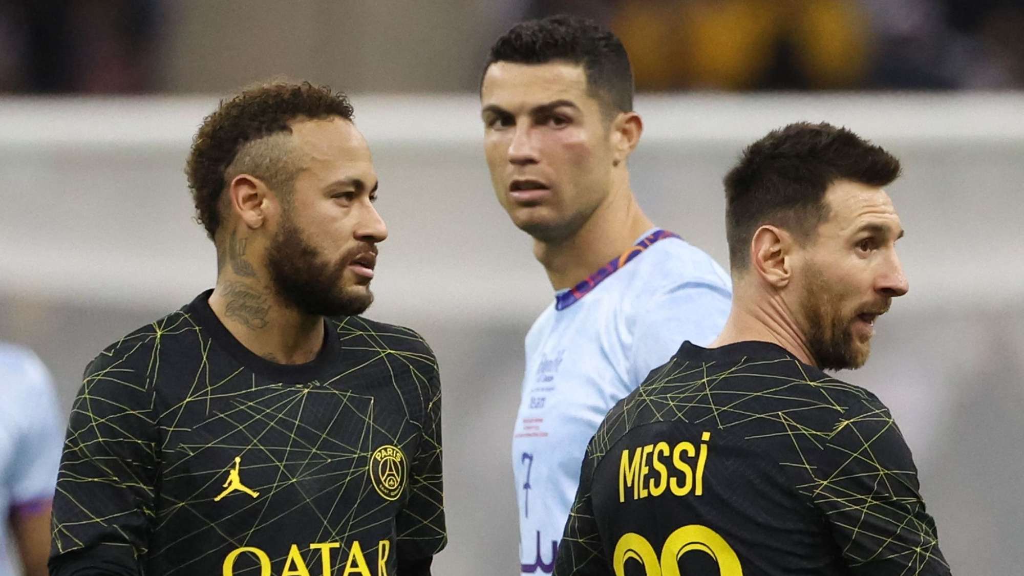 ริโอ เฟอร์ดินานด์ ชี้ เนย์มาร์ ทำสิ่งที่ เมสซี่ กับ โรนัลโด้ ทำไม่ได้ แย้ง เวย์น รูนี่ย์ เรื่องไม่ใช่ผู้เล่นระดับท็อป