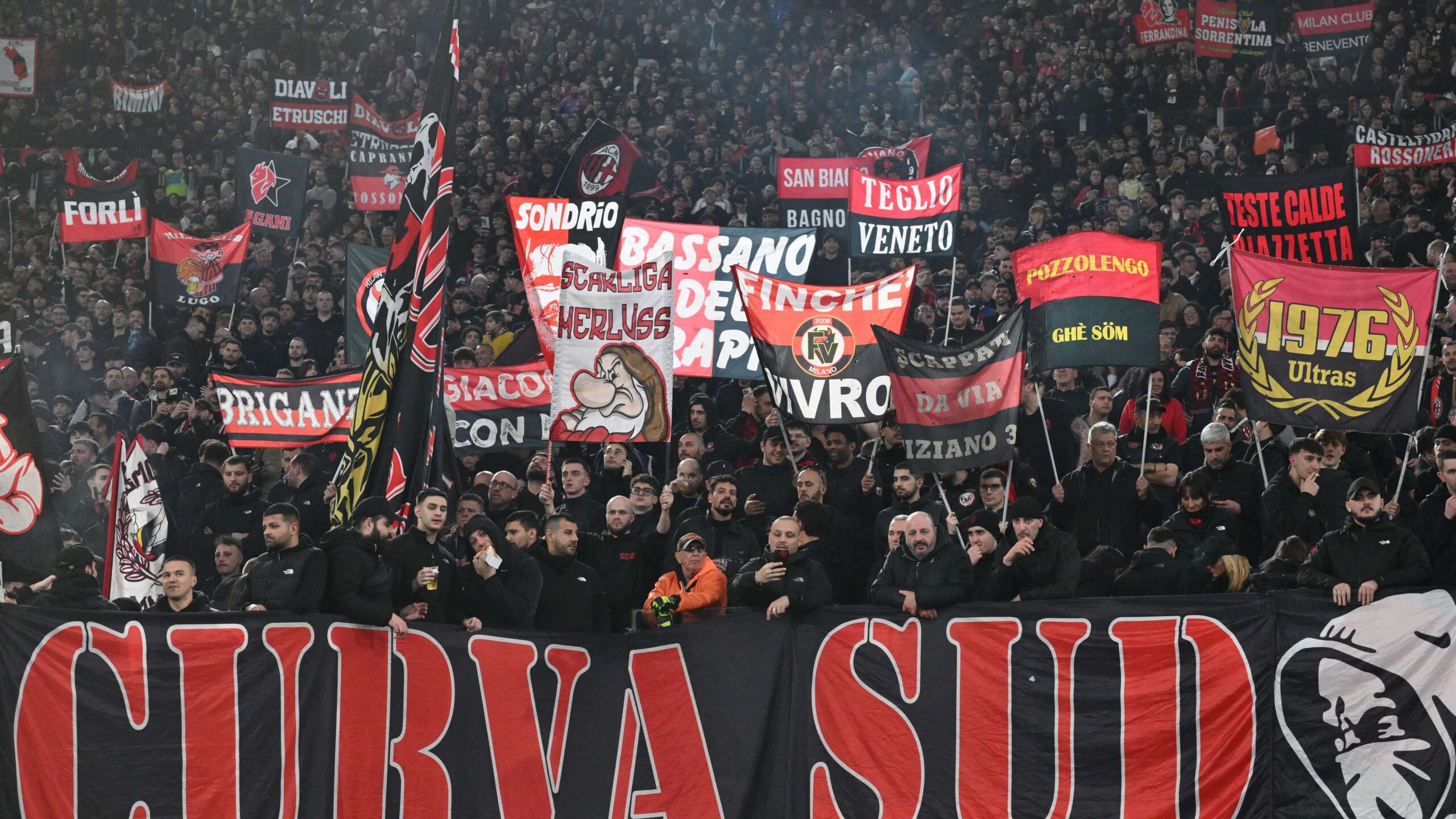 นาโปลี พบ มิลาน แฟนมิลานอาจถูกห้ามเดินทางไปเยือน CASMS จะตัดสินใจ