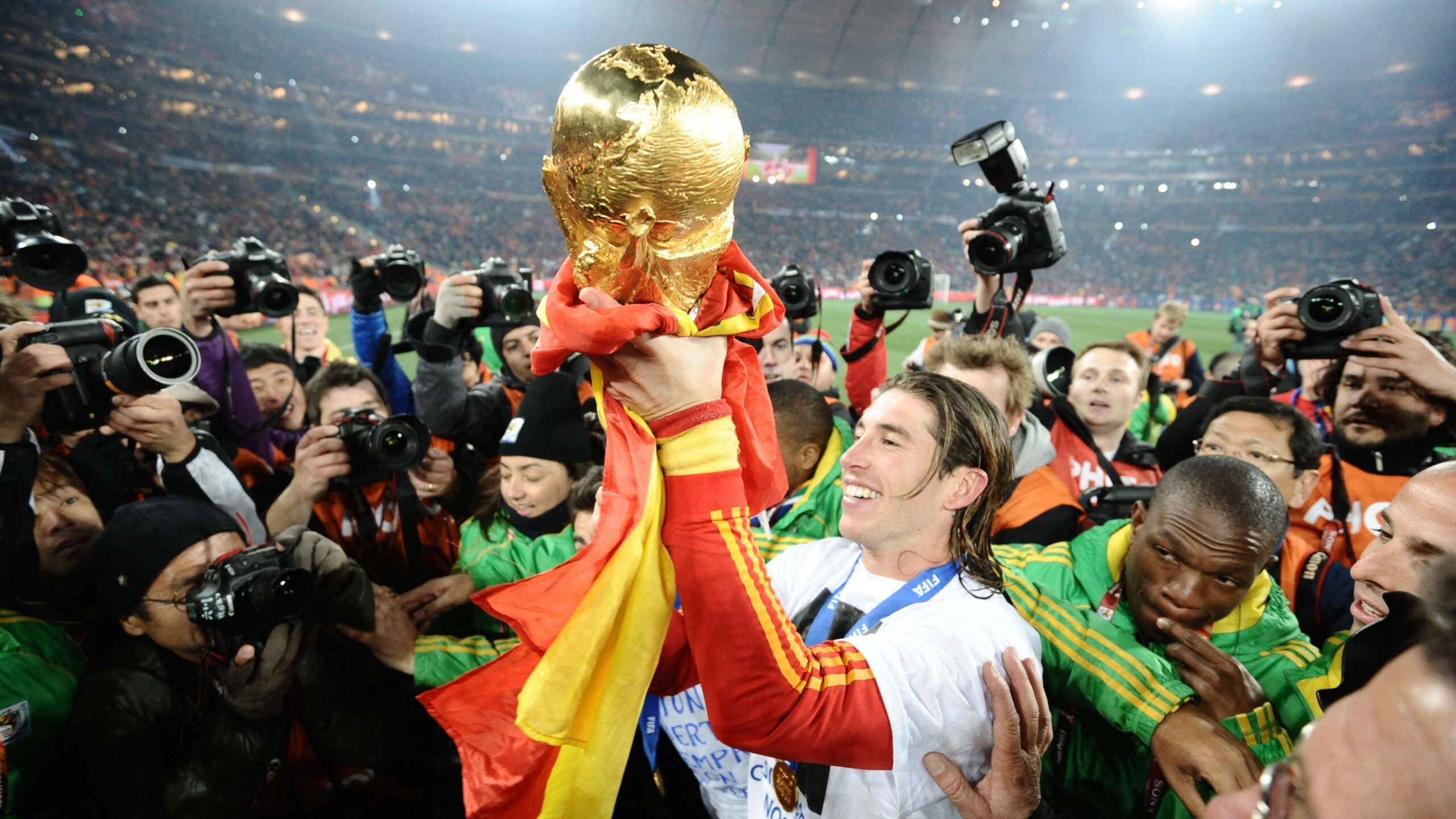 ฟุตบอลโลก 10 เพลงยอดนิยมตลอดกาล นำโดย Waka Waka พร้อมเช็คตำแหน่งของ Un’Estate Italiana โดย Italia ’90