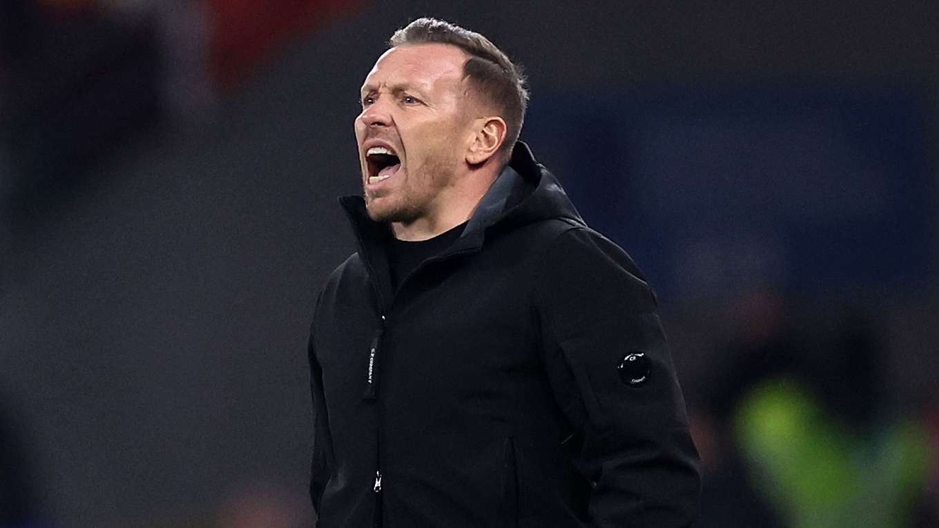 เบลลามียืนกรานไม่ตอบคำถามซาลาห์ในงานแถลงข่าวที่คาร์ดิฟฟ์ ก่อนศึกเพลย์ออฟฟุตบอลโลก