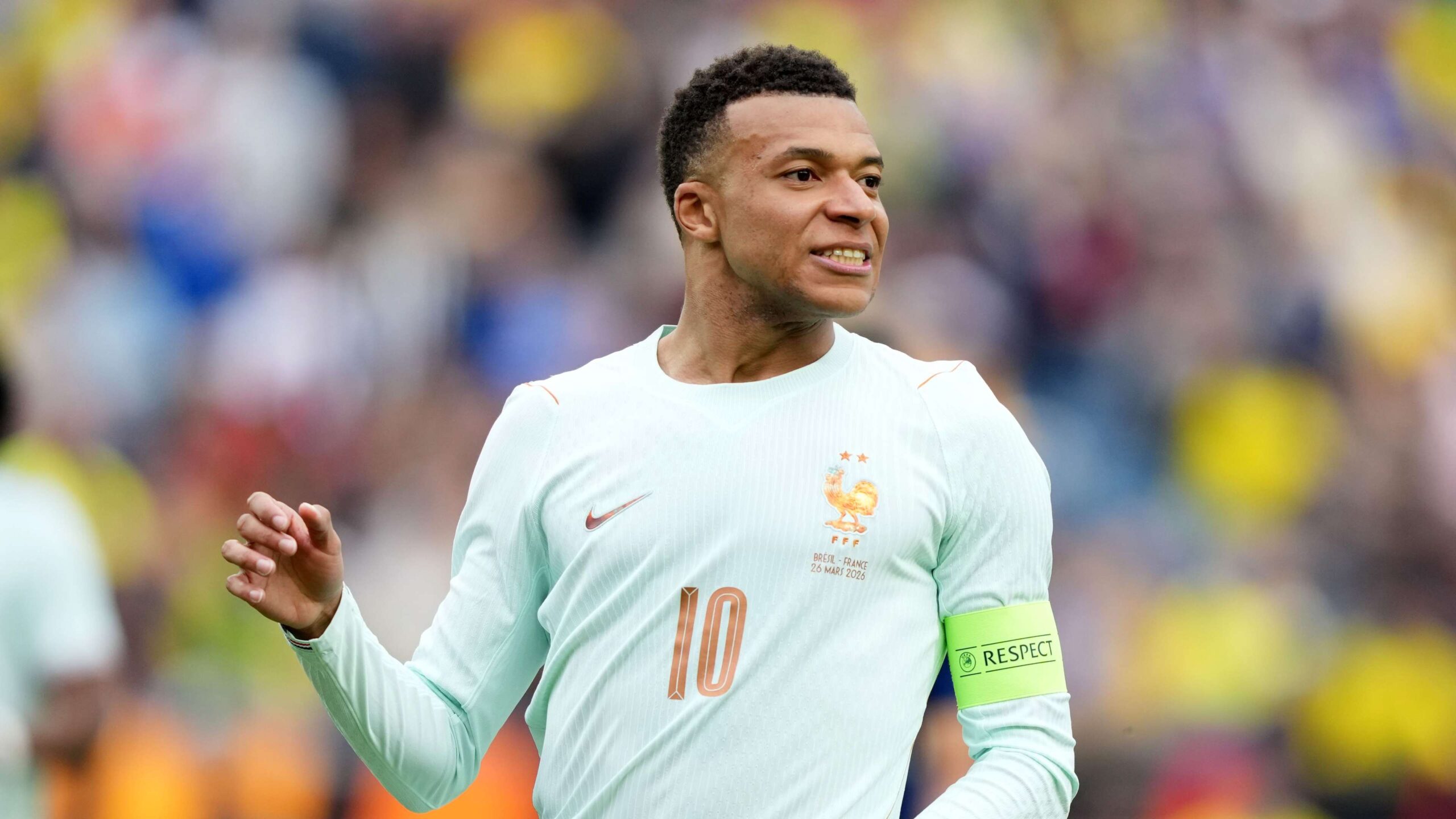 เอ็มบัปเป้ และ เอคิติเก้ นำ ฝรั่งเศส ชนะ บราซิล ใน เกมกระชับมิตรที่สหรัฐอเมริกา