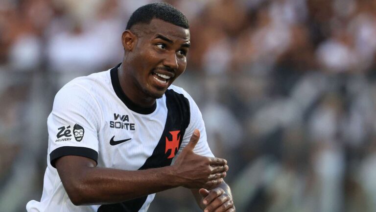 บอร์เดอร์สเซีย ดอร์ทมุนด์ และ ไบเออร์ เลเวอร์คูเซ่น สนใจบราซิลเลี่ยนจากพรีเมียร์ลีกที่กำลังร้อนแรง