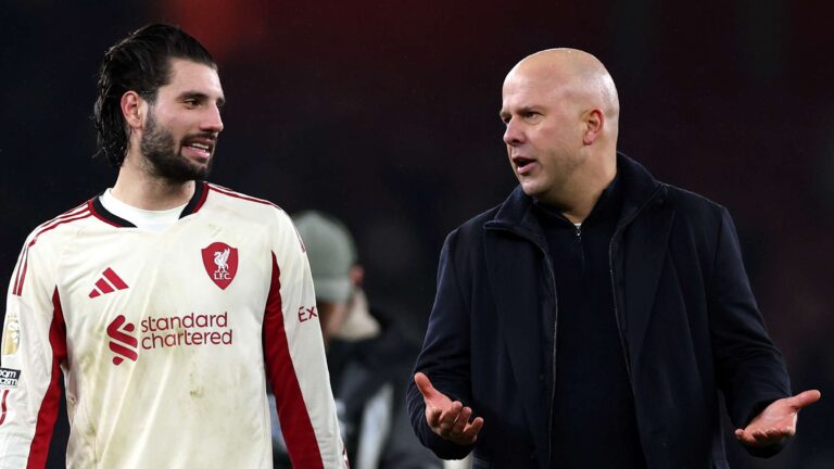 มาร์โก รอสซี่ ตอกกลับ อาร์เน ซล็อต หลังเรียกร้องพักแข้งโดมินิค ซูโบสลายจาก ลิเวอร์พูล