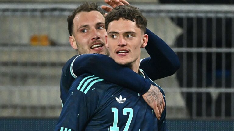 วิดีโอ: ฟลอเรียน วิร์ทซ์ ยิงสองประตู พาเยอรมัน บดสวิตเซอร์แลนด์ 4-3 ในเกมกระชับมิตร