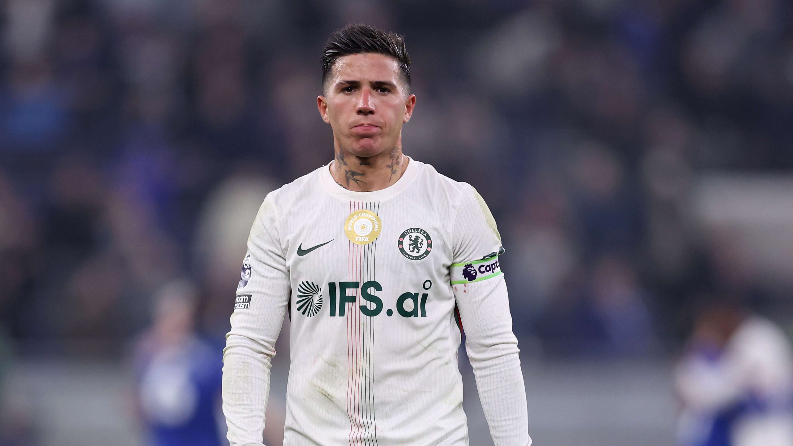 เปิดเผยค่าตัวที่เชลซีต้องเรียกเพื่อไม่ให้ขาดทุนกับ เอ็นโซ เฟร์นานเดซ ท่ามกลางข่าวเชื่อมโยง เรอัล มาดริด