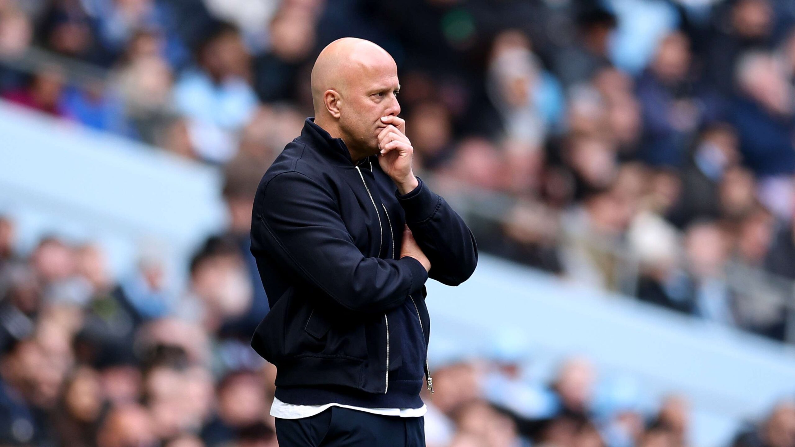 สลอตต์ใกล้ถูกปลด! แผ่นดินไหวที่แอนฟิลด์สะท้อนวิกฤต ลิเวอร์พูล