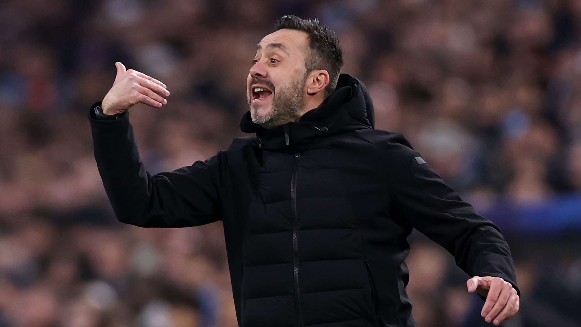 โรแบร์โต้ เด เซร์บี อาจไม่ใช่คนที่ใช่สำหรับ สเปอร์ส เผยความกังวลของ เท็ดดี้ เชอริงแฮม ว่าบุคลิกละตินอาจเป็นอุปสรรคในการลุ้นหนีตกชั้น