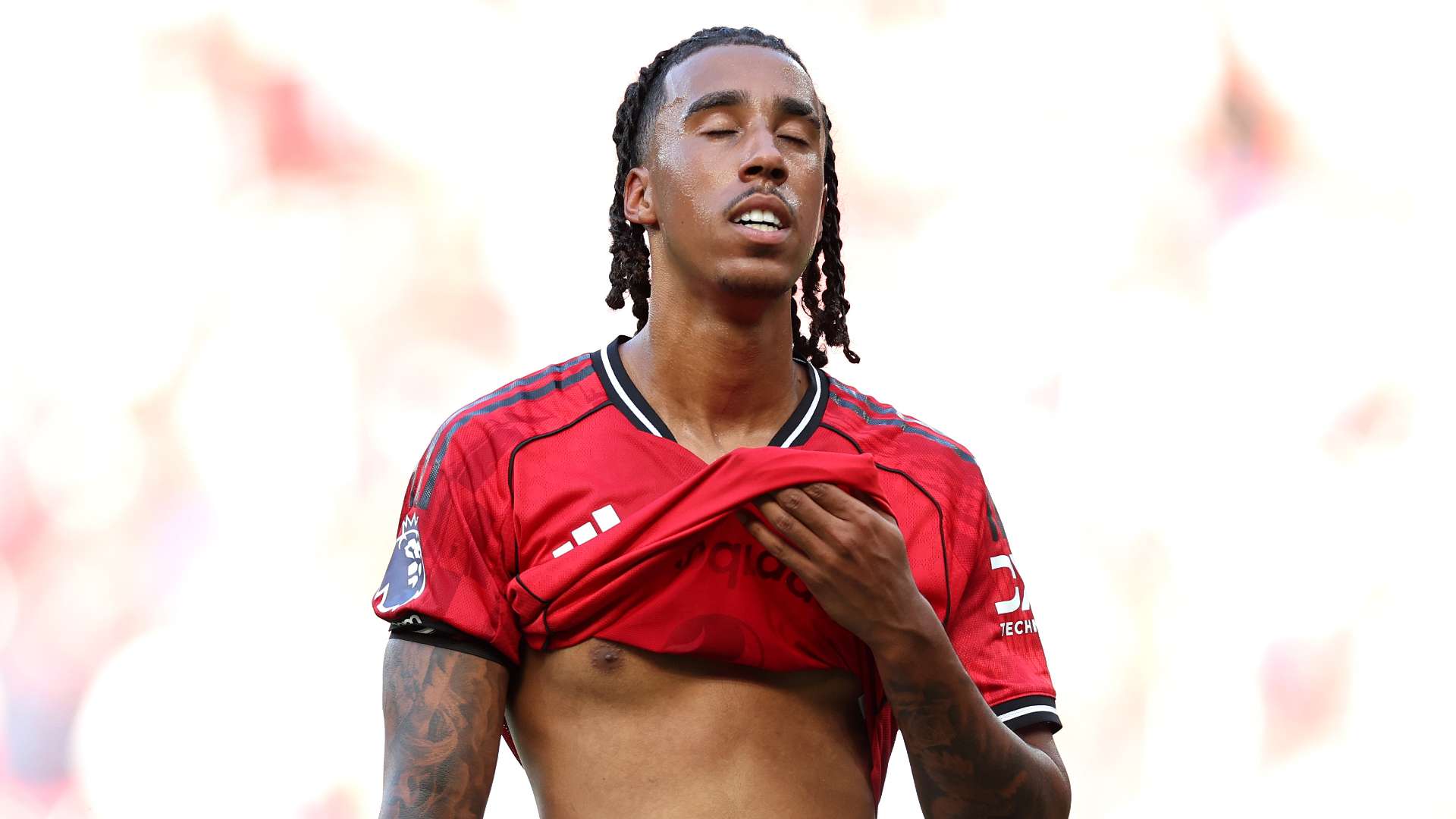 สโคลส์เรียกร้อง แมนยู ขาย เลนี ยอโร และผู้เล่นจำนวนมากในตลาดซัมเมอร์