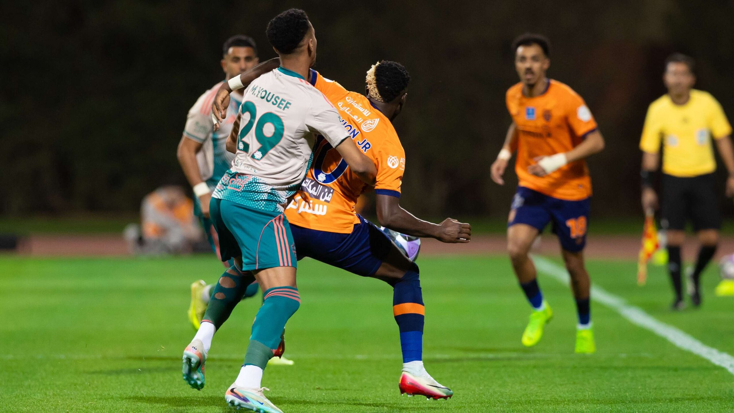 อัล-ฟายฮา บุกชนะ อัล-อาห์ลี ขยับเข้าใกล้ตำแหน่งแชมป์ ซาอุดี โปรลีก เปิดโอกาสให้ อัล-นาซร์ และ อัล-ฮิลาล