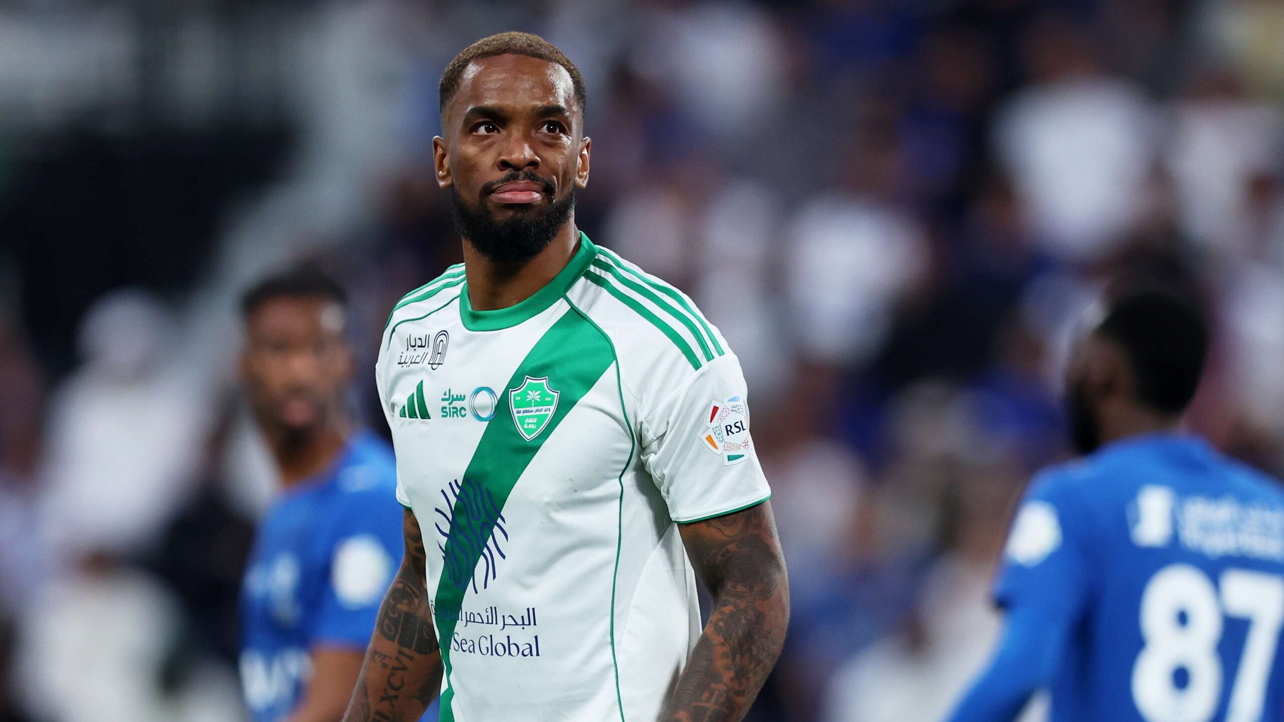 อีวาน ทูนีย์ ปะทะผู้ช่วยผู้ตัดสิน VAR ดรามาในศึก อัล-อาห์ลี พบ อัล-ฟายฮา ขณะทำสถิติสกอร์ 27 ประตูในลีกโปรลีก ซาอุดีอาระเบีย