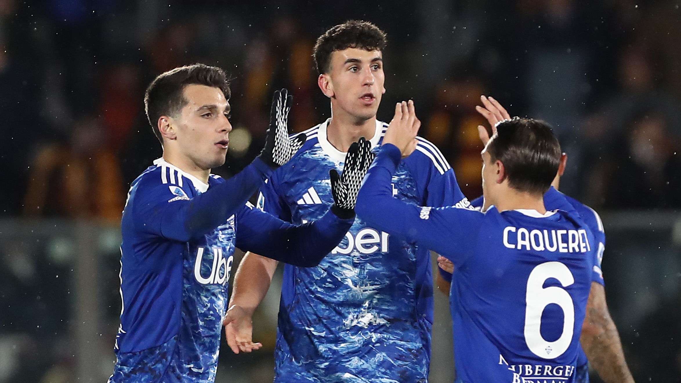 อาร์เซนอลเล็งกองหลังดาวรุ่งคุณภาพสูงเป็นเป้าหมายหลักในตลาดซัมเมอร์ พร้อมสองตัวเลือกจากสเปน