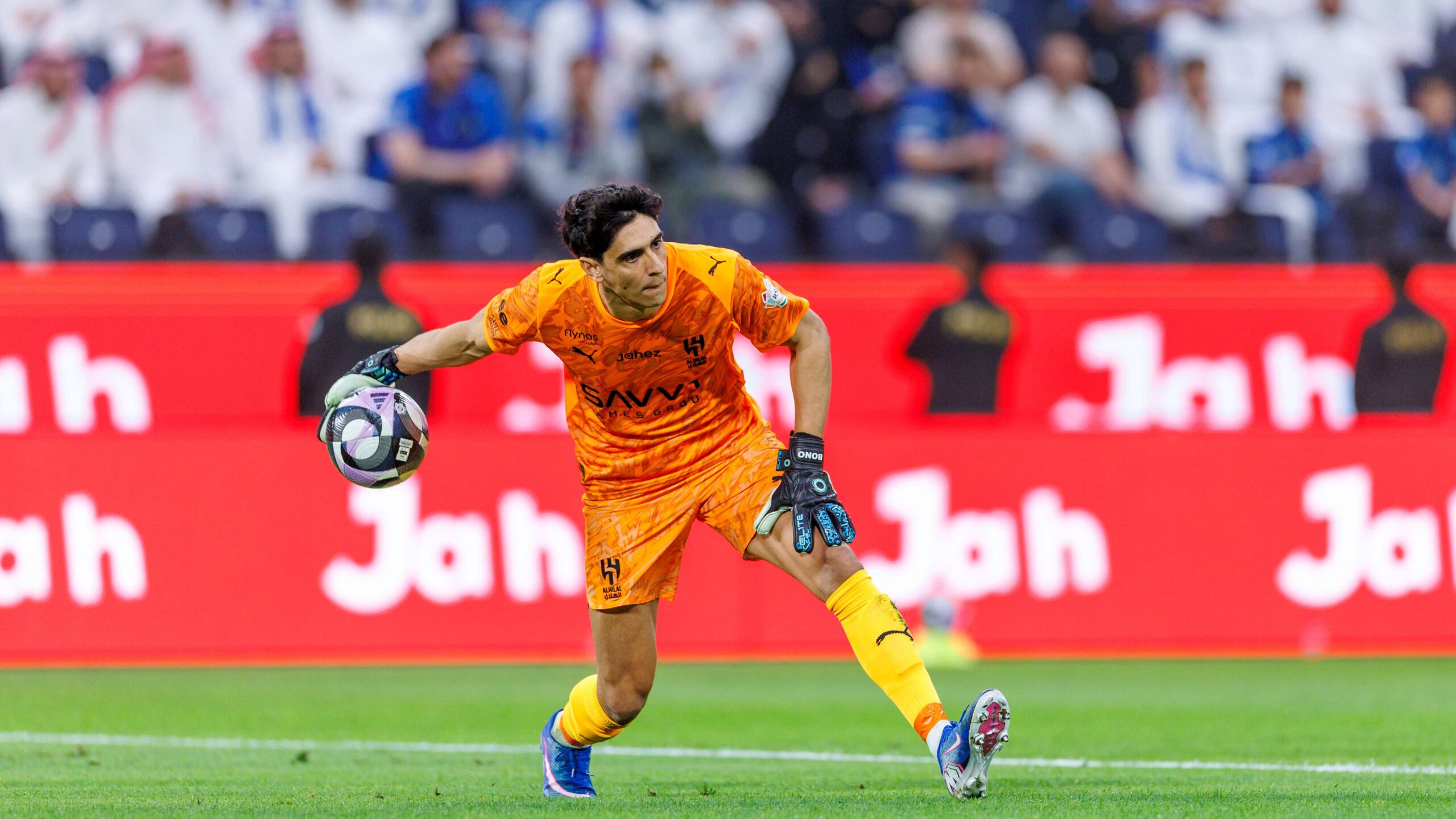 จันทราไม่ลืมความผิด! กระแสสื่อถล่ม ยาซีน บูนู ก่อนศึกชิงถ้วยพระราชทาน