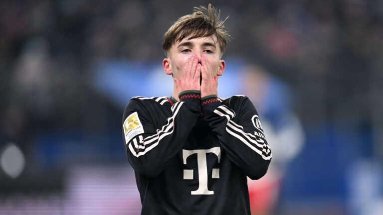 บาเยิร์น มิวนิค เจอข่าวร้าย เลนาร์ท คาร์ล บาดเจ็บกล้ามเนื้อหลังต้นขาขวาพักหลายสัปดาห์