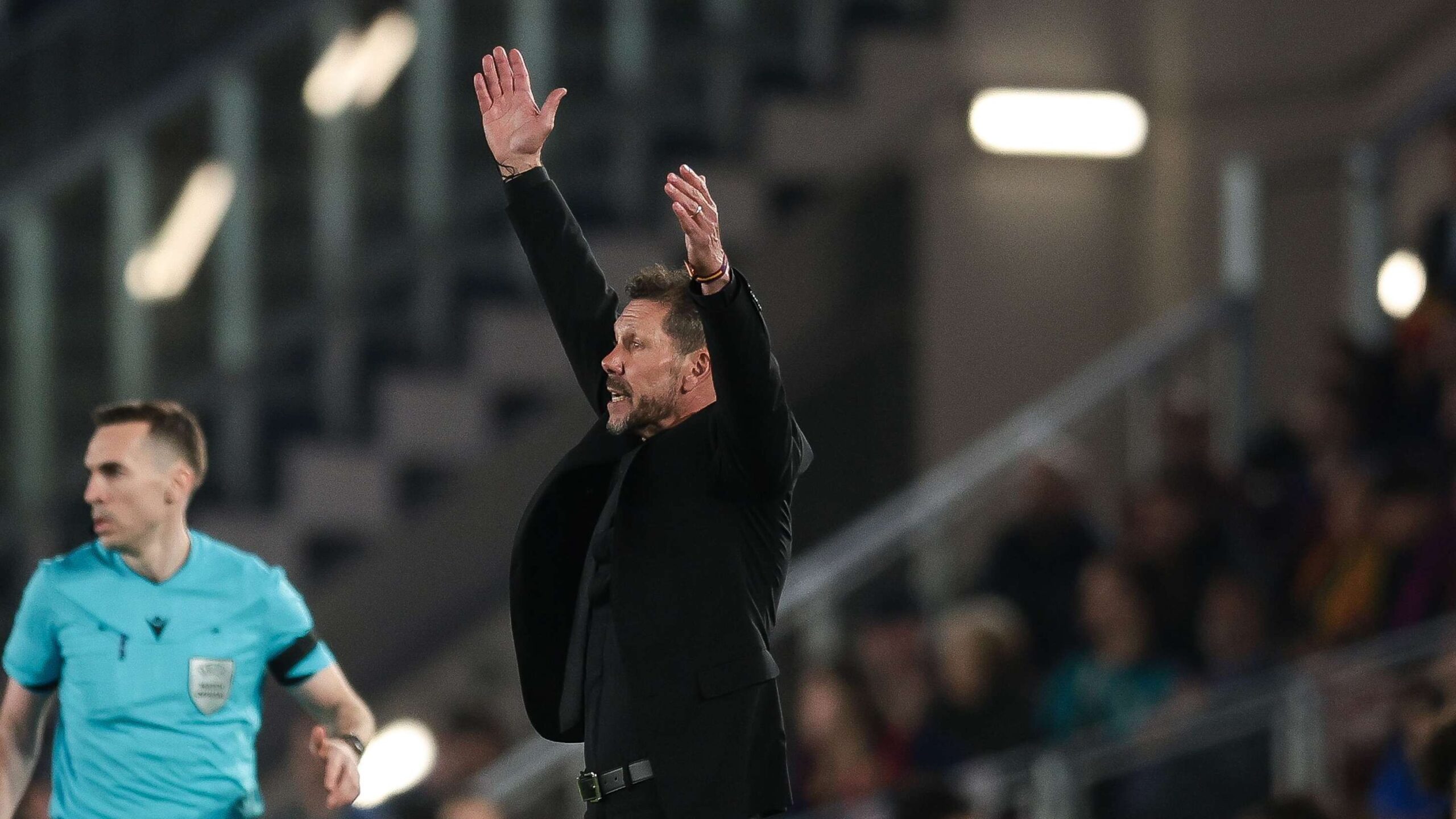 ซิเมโอเน ตอบข้อกล่าวหาบาร์เซโลนา ย้ำชินกับความกดดันในมาดริด