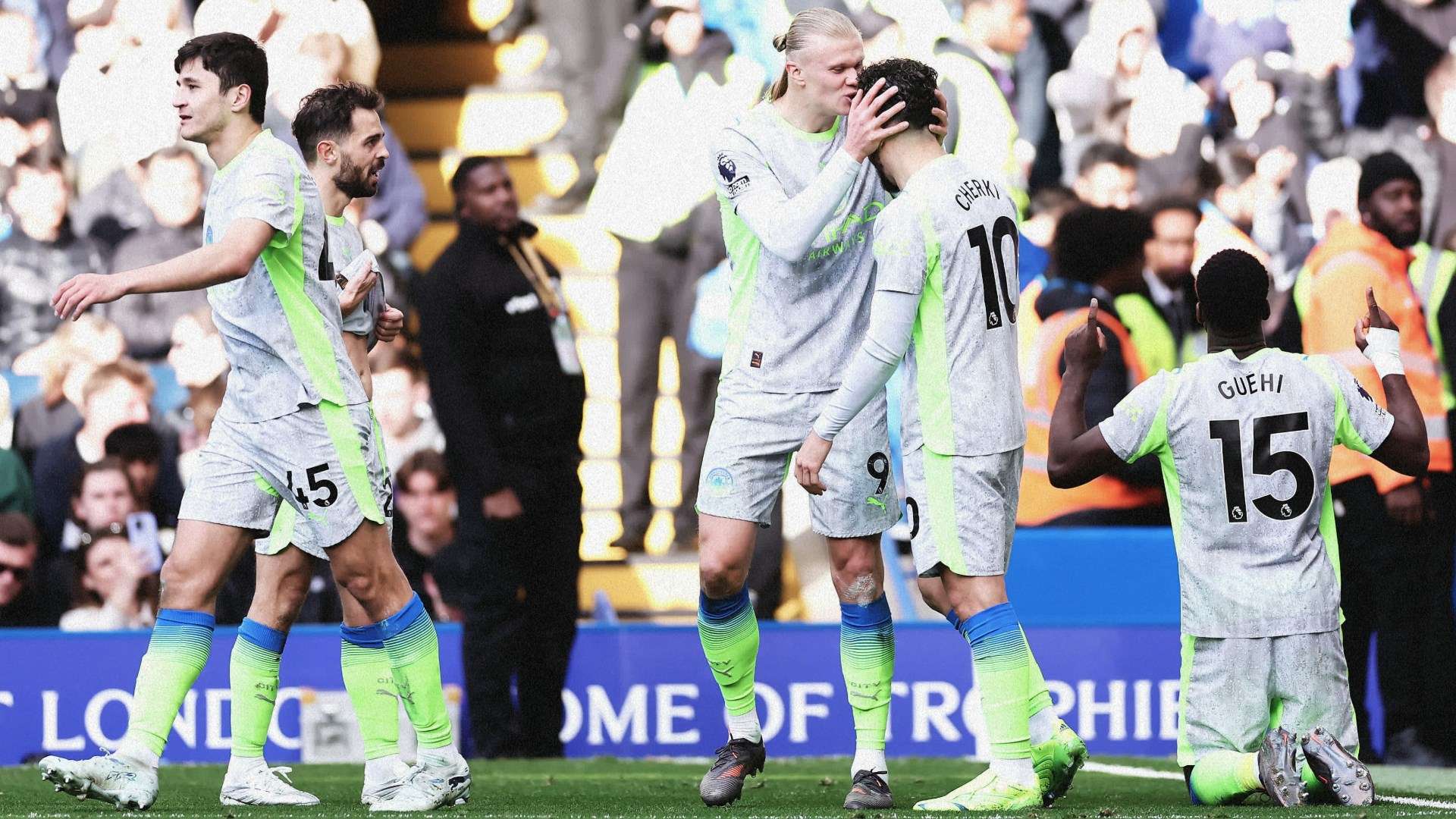 แมนฯ ซิตี้ บุกเชลซี 3-0 ลุ้นแชมป์พรีเมียร์ลีก นิค โอไรลีย์ โหม่งคลัทช์ ไรอัน เชร์กี โชว์ฟอร์มเด่น