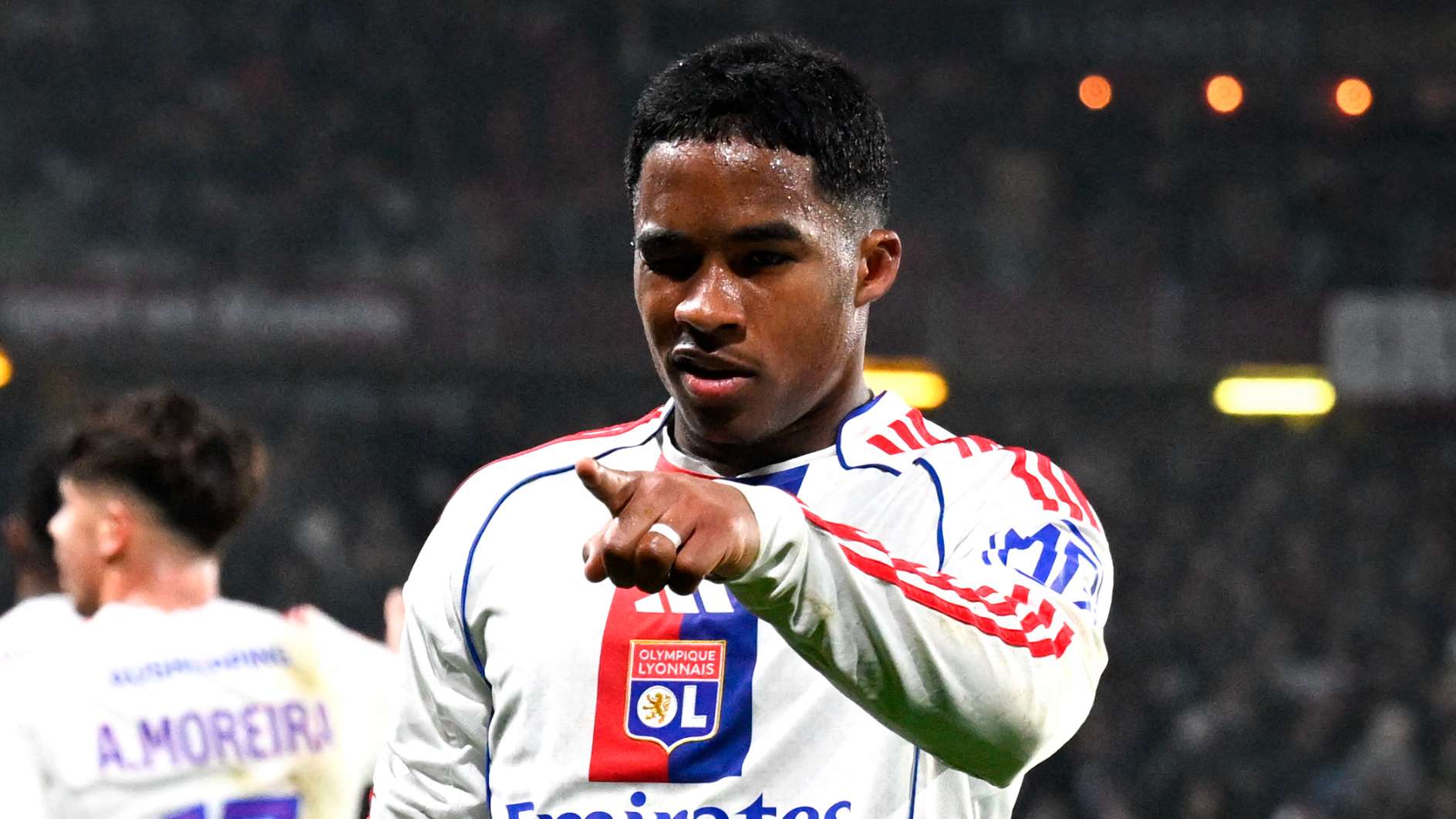 เอนดริกยกระดับคำตอบต่อเสียงวิจารณ์ของฟอนเซกา ด้วยฟอร์มซุปเปอร์ซับพา ลียงคว้าชัย 2-0 เหนือโลเรียนในลีกเอิง