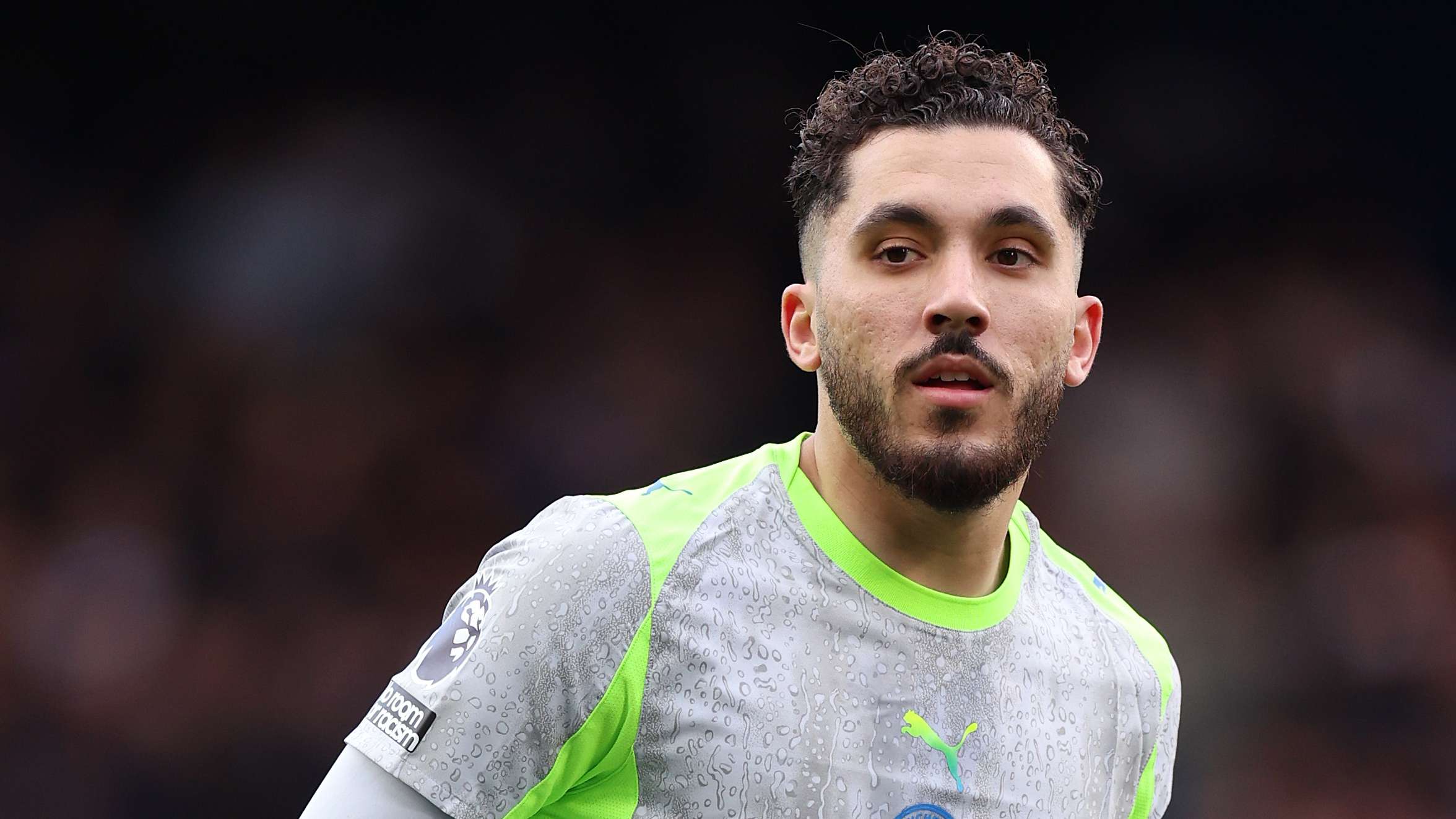 วิดีโอเผย ไรอัน เชร์กี เล่นบ็อตเทิล-ฟลิป ระหว่างแมนเชสเตอร์ ซิตี้ ชนะเชลซี