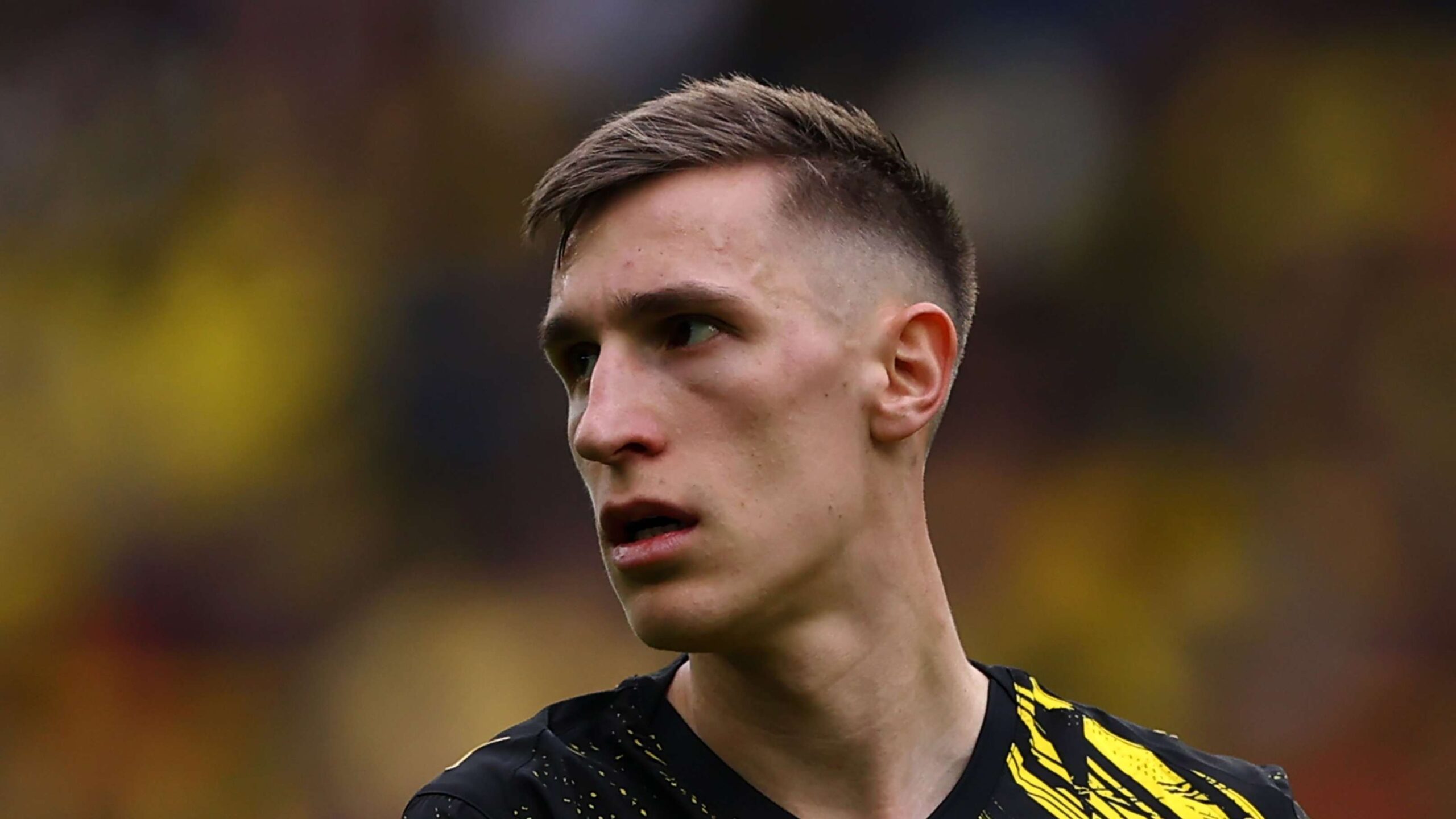 นิโโก ชล็อตเทอร์เบ็ค: เงื่อนไขฉีกสัญญาหลักหลังต่อสัญญากับ ดอร์ตมุนด์ กรณีถกเถียงยังไม่คลาย