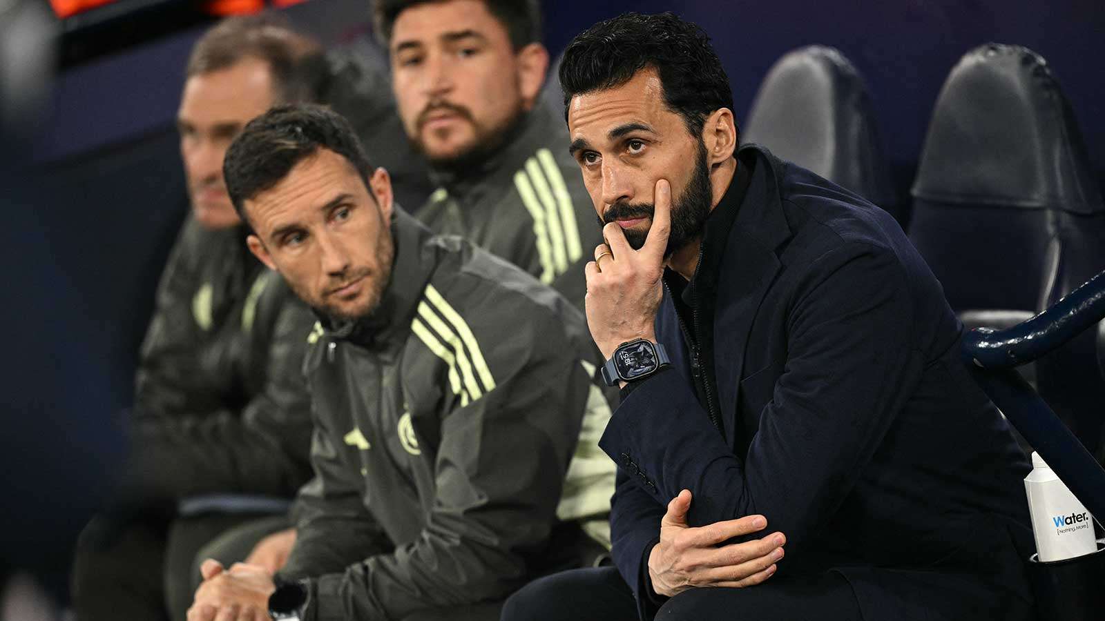 ความพ่ายแพ้ต่อ บาเยิร์น มิวนิค ทำให้ เรอัล มาดริด เสี่ยงฤดูกาลไรถ้วย พร้อมปรับโครงสร้างครั้งใหญ่และข่าวการคืนทัพของ โครส