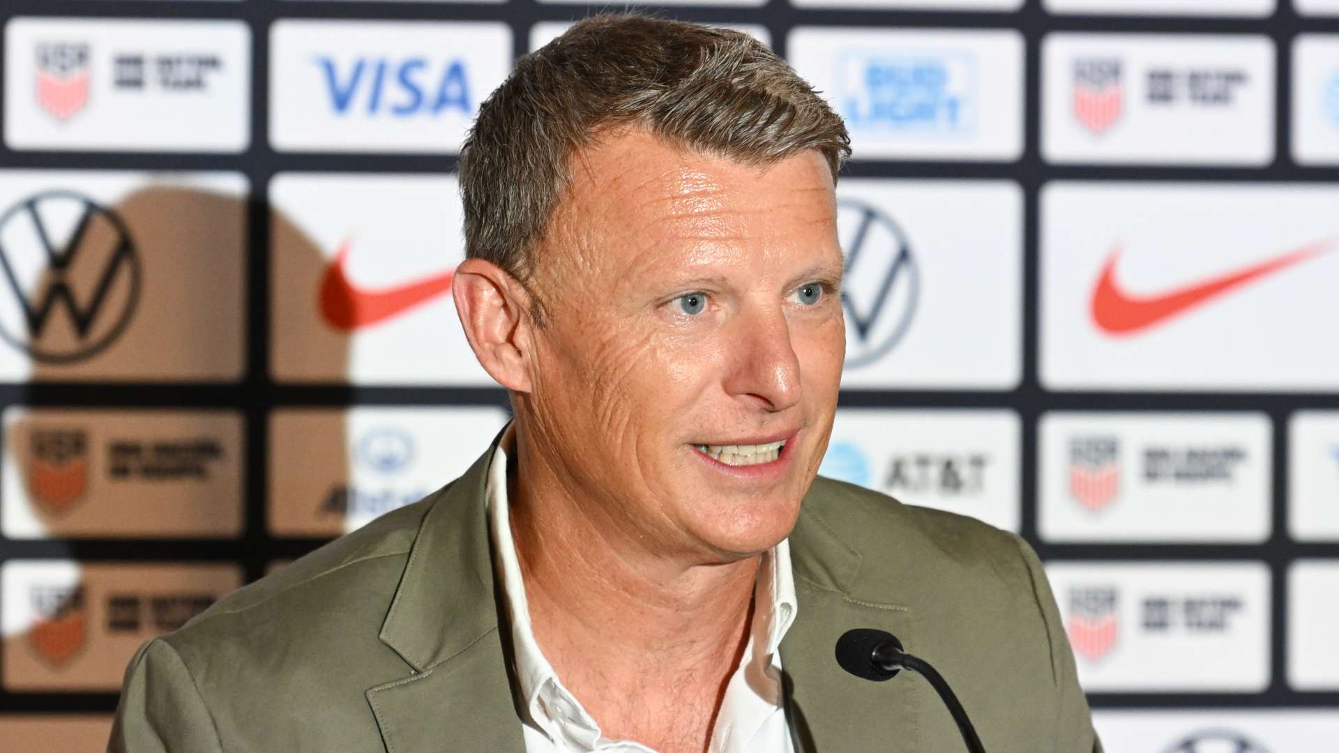 การลาออกของ แมตต์ คร็อกเกอร์ ส่งผลต่อ USMNT, USWNT และฟุตบอลอเมริกันอย่างไร