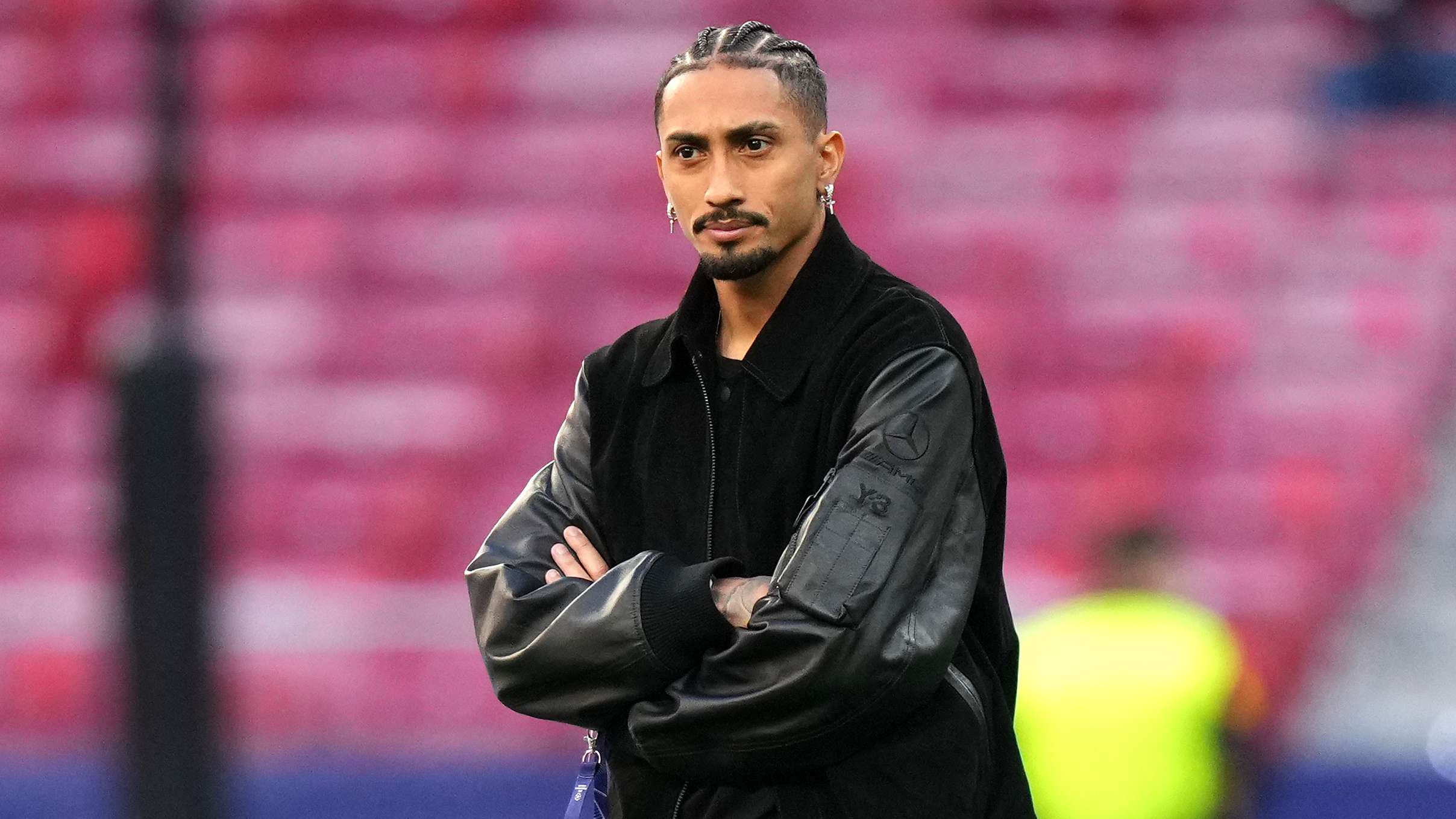 ราฟินญาเรียกร้องความยุติธรรม บาร์เซโลนา ถูกปล้นโดยผู้ตัดสิน หลังแอตเลติโก มาดริด ผ่านเข้ารอบรองชนะเลิศยูฟ่า แชมเปียนส์ลีก