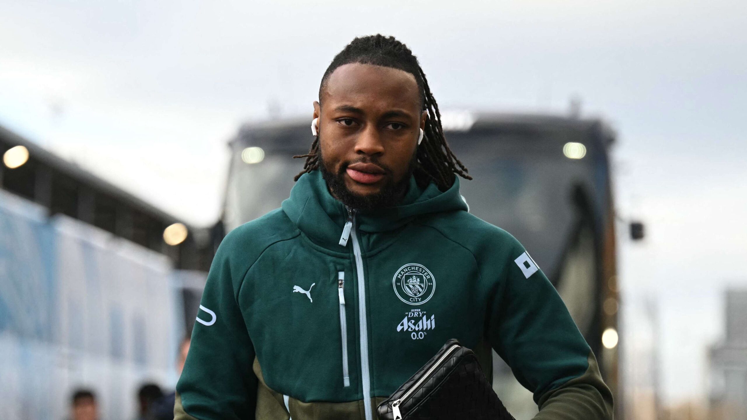 แมนเชสเตอร์ ซิตี้ สนับสนุน อองตวน เซเมนโย หลังถูกเหยียดผิวออนไลน์อย่างไม่เหมาะสม