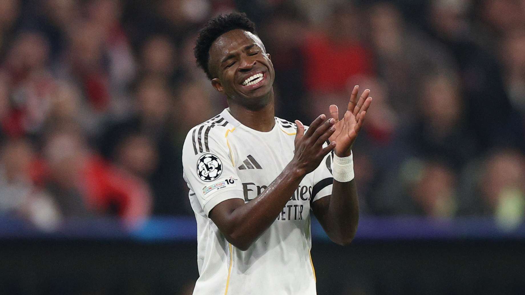 เหตุผลที่รถบัส เรอัล มาดริด ปล่อย วินิซิอุส จูเนียร์ หลังแพ้ บาเยิร์น มิวนิค ตกรอบ ยูฟ่า แชมเปียนส์ลีก