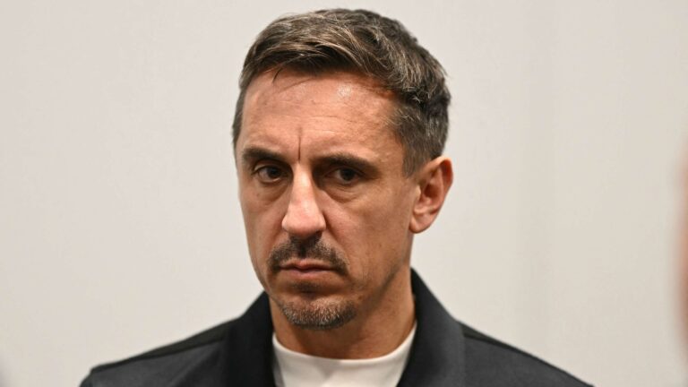 ว้าว แกรี่ เนวิลล์ ช็อกเมื่อ พอล สโคลส์ ทำนาย แมนเชสเตอร์ ซิตี้ ปะทะ อาร์เซนอล ในพรีเมียร์ลีก