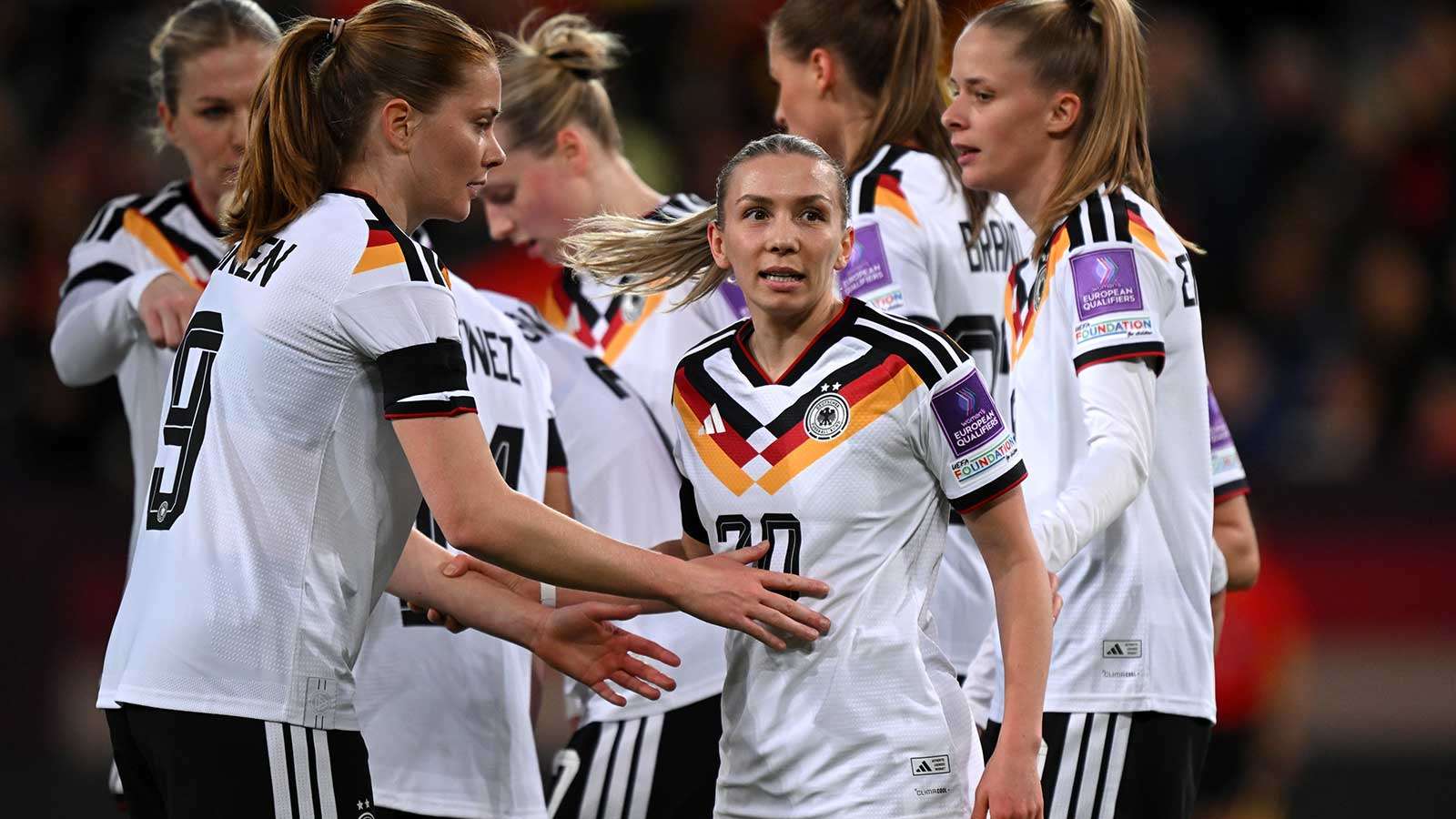 เอลิซา เซนส์ อาจย้ายร่วมพรีเมียร์ลีกอังกฤษ หลังเชื่อมโยงกับบาเยิร์น มิวนิค