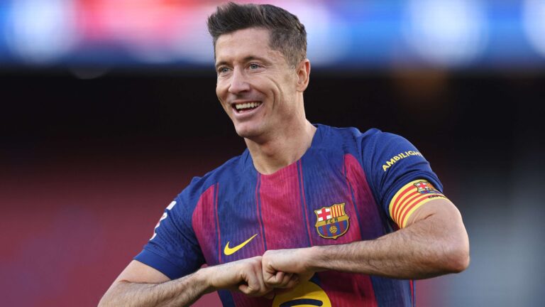 บาร์เซโลนาเล็งผู้ทดแทน โรเบิร์ต เลวานดอฟสกี ในตลาดช่วงซัมเมอร์นี้