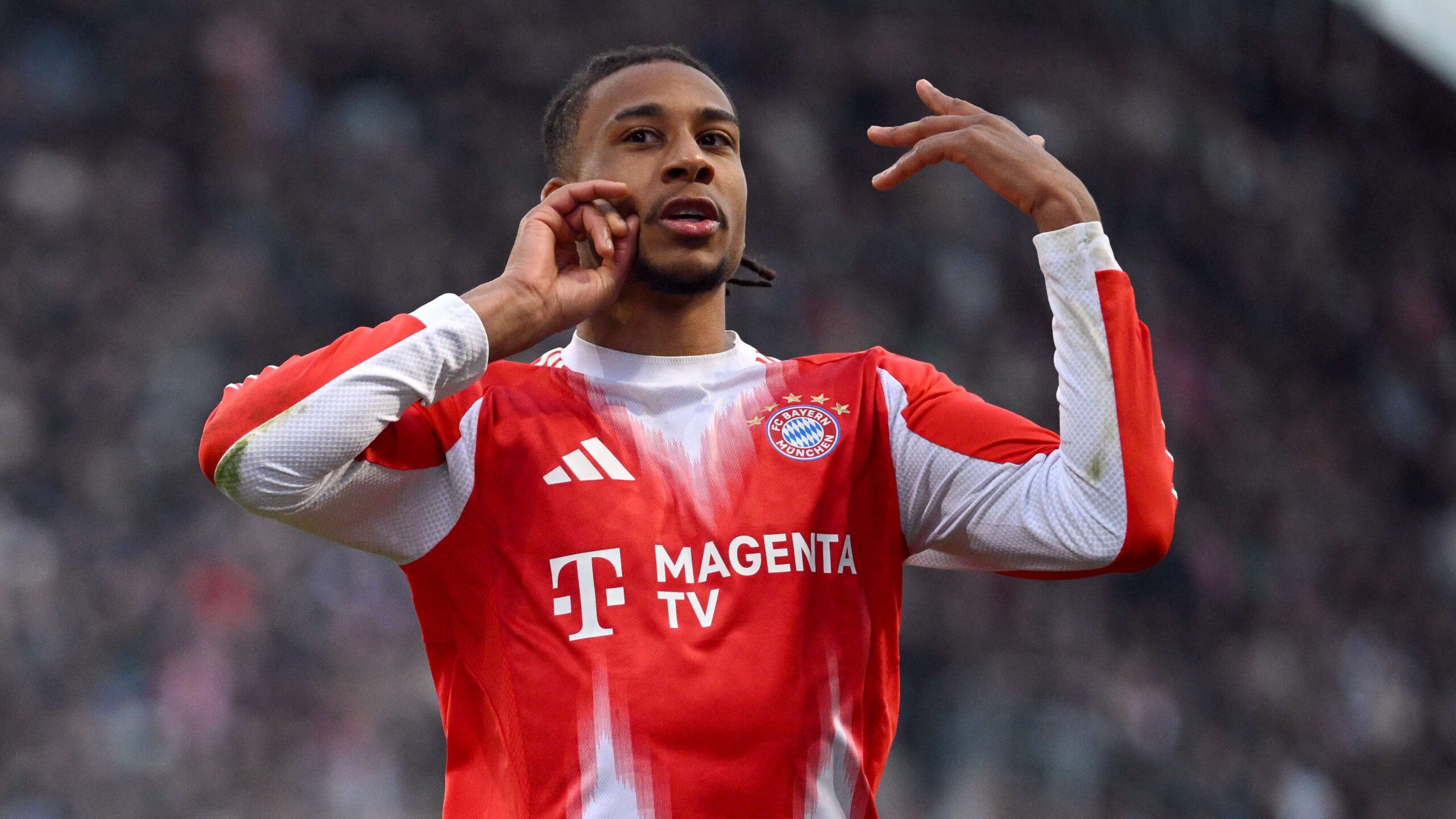 ตำนานลิเวอร์พูลชี้ทางเสริม ไมเคิล โอลิส คือผู้สืบทอดซาลาห์ที่เหมาะสม