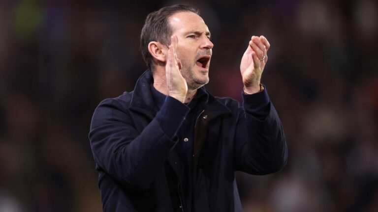 คเวนทรี ซิตี้ เตือนถึงความสนใจต่อ แฟรงก์ แลมพาร์ด หลังพาทีมกลับสู่พรีเมียร์ลีกเป็นครั้งแรกในรอบ 25 ปี