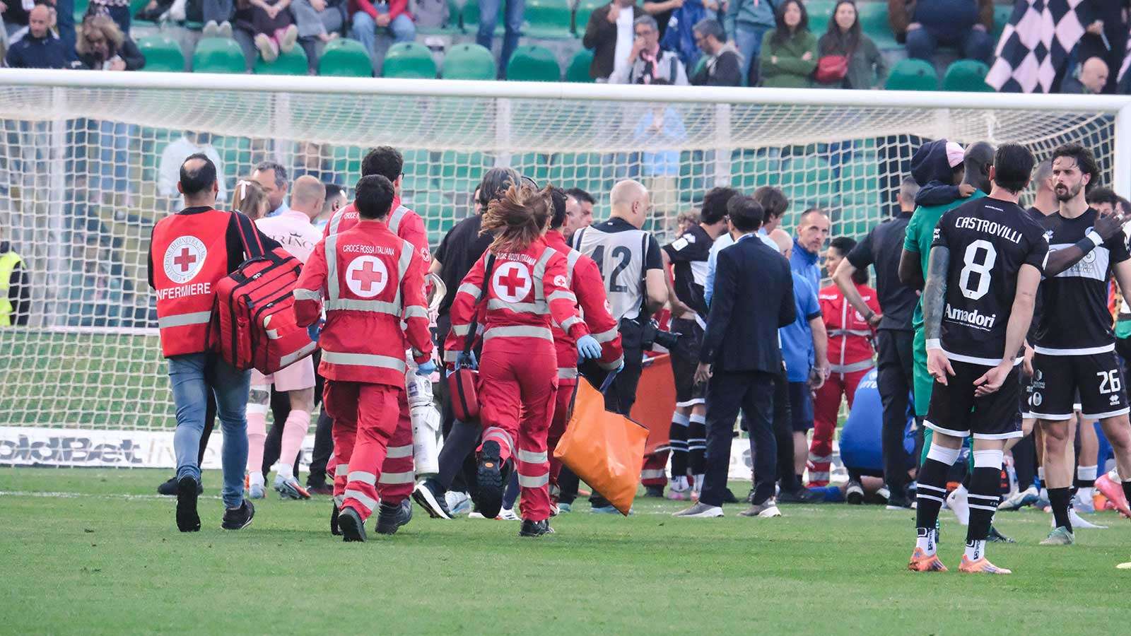 เส้นทางฟื้นฟูยังยาวนาน! โจนาธาน คลินส์มันน์ ลูกชายของ เจอร์เก้น คล็ินส์มันน์ ประสบอาการบาดเจ็บรุนแรง