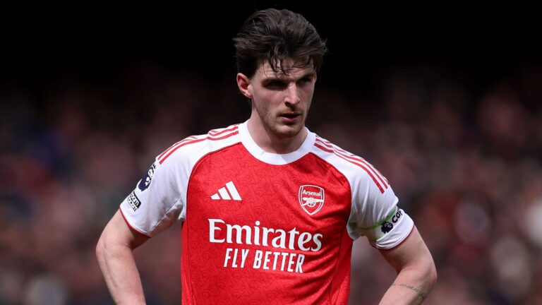 อดีตแข้งพรีเมียร์ลีกชี้ Declan Rice เป็นหนึ่งในหกผู้เล่นอาร์เซนอลที่ไม่มาช่วยทีมในพ่ายแมนเชสเตอร์ ซิตี้