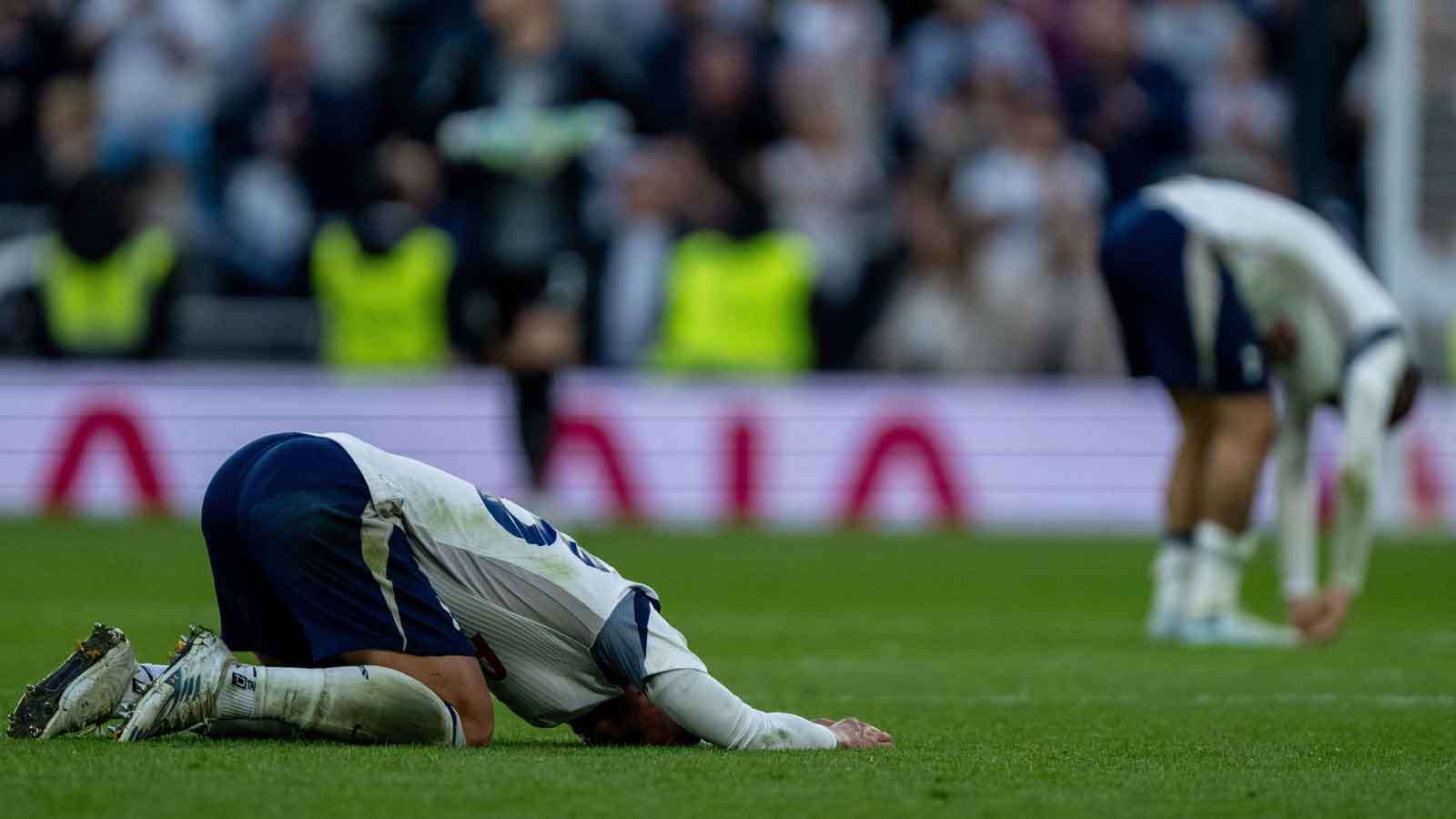 ท็อตแน่ม ฮ็อตสเปอร์ เสี่ยงตกชั้นในพรีเมียร์ลีก หลังไม่ชนะในลีกมา 15 นัดและเผชิญสถิติร้ายแรง 91 ปี