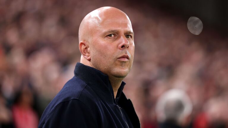 อนาคต อาร์เน สล็อต กับ ลิเวอร์พูล ตัดสินแล้ว? คาร์ราเกอร์เผยอัปเดตใหญ่หลังฤดูกาลลิเวอร์พูลยาก