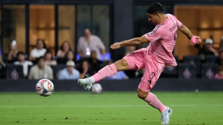 ซัวเรซคืนฟอร์มเก๋ ยิงวอลเลย์สุดงาม ช่วยอินเตอร์ ไมอามี บดชนะรีอัล ซอลต์เลค ใน MLS