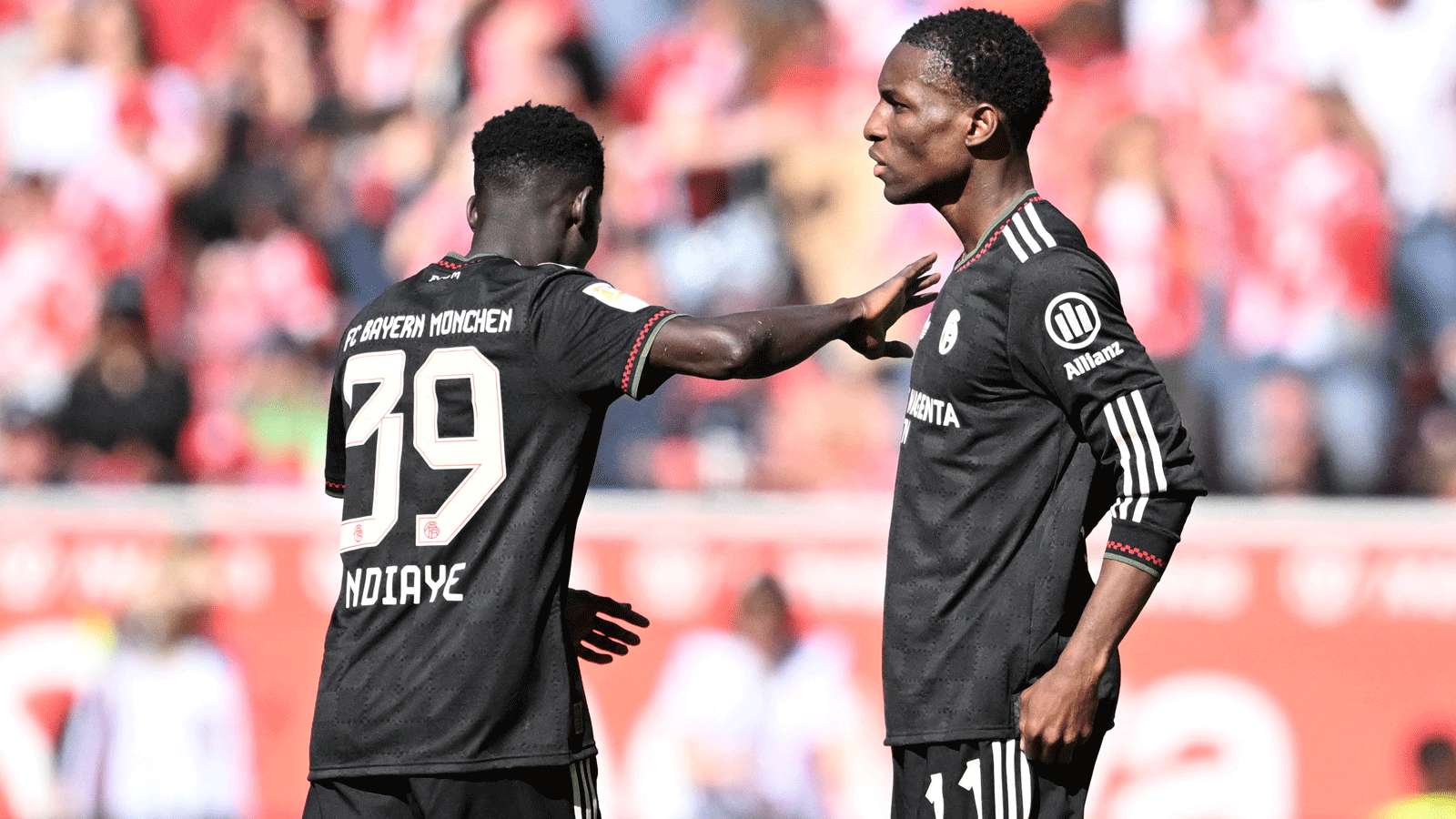 บาเยิร์น มิวนิค พลิกสถานการณ์เหนือ ไมนซ์ 05 หลัง โครงการเยาวชนของ คอมปานี ประสบความพ่ายแพ้ครั้งแรก