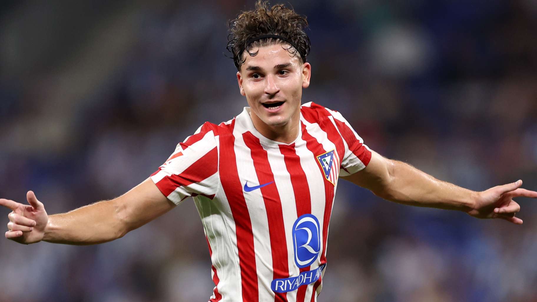 บาร์เซโลนา เปิดเจรจาคว้า จูเลียน อัลวาเรซ จากแอตเลติโก มาดริด เพื่อทดแทน เลวานดอฟสกี