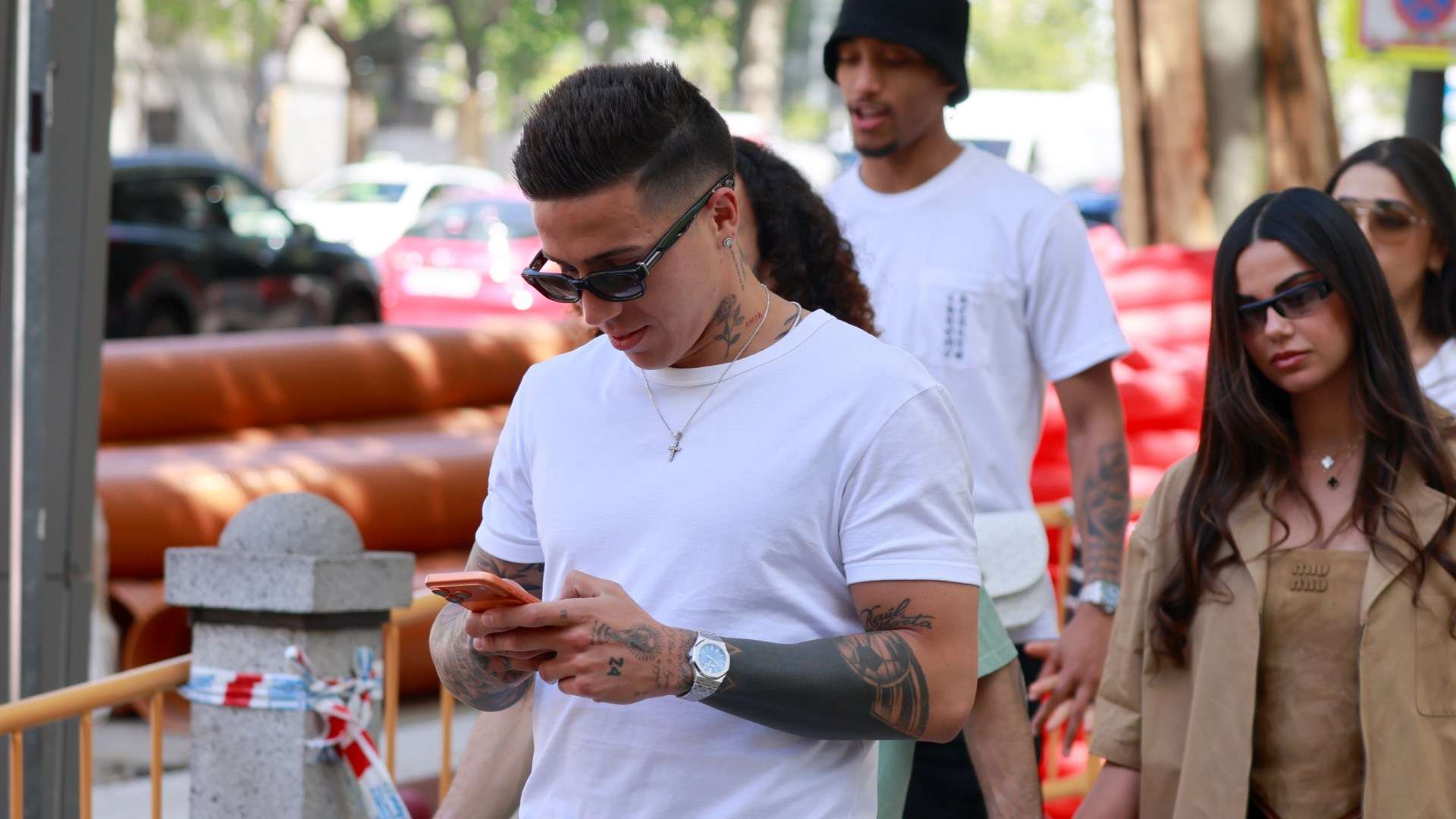 เอ็นโซ เฟร์นานเดซ ถูกพบในกรุงมาดริด หลังเชลซีลงโทษกรณีเชื่อมโยงย้ายไปเรอัล มาดริด