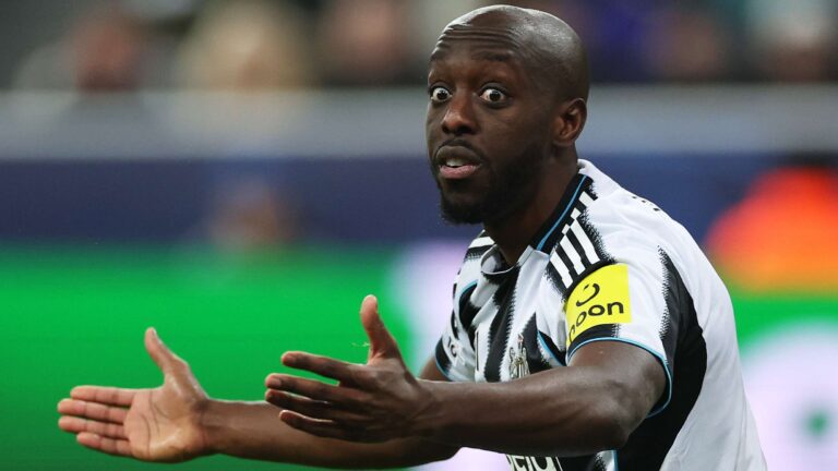 นิวคาสเซิล ยูไนเต็ด เตรียมปล่อย โยอาน วิซซา หลังเพียงฤดูกาลเดียว