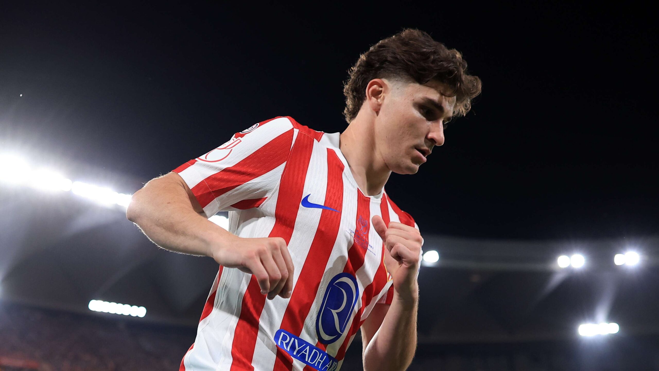 อัลวาเรซตอบโต้ข่าวลือย้ายไปบาร์เซโลนา ก่อนพบอาร์เซนอลในยูฟ่า แชมเปี้ยนส์ลีก