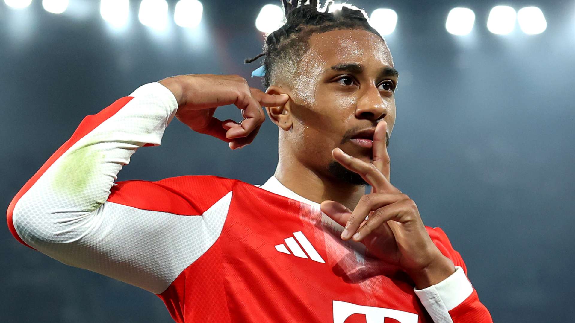 พรีเมียร์ลีกกลับมาอีกครั้งกับ ไมเคิล โอลิส ที่ค่าตัว 170 ล้านปอนด์?