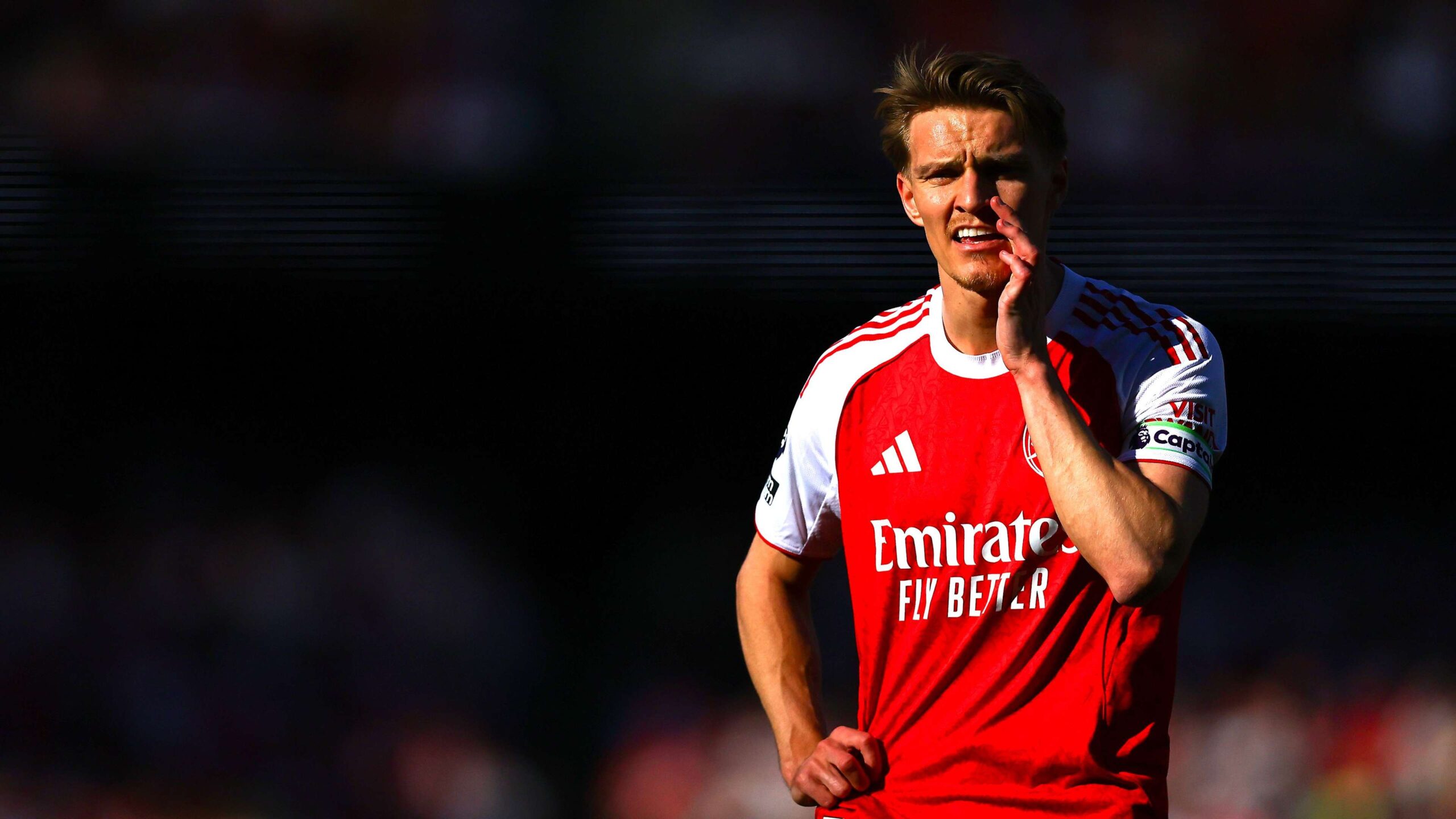 อาร์เซนอลถูกกดดันให้ขาย มาร์ติน โอเดการ์ด หลังมีการเสนอชื่อกัปตันคนใหม่